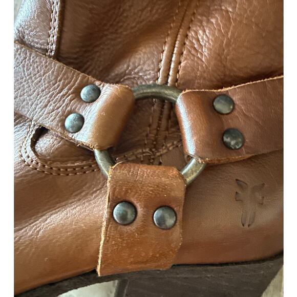 Frye Leather Harness Boots Tabitha Ankle Height Back Zip Size 7.5 Cognac Western - Picture 11 of 12